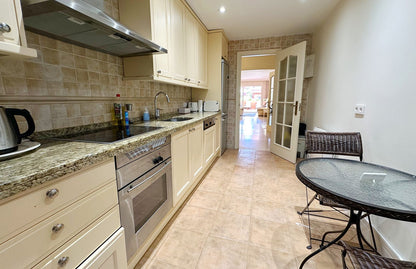 Apartamento en planta baja a pocos minutos de Puerto Banús