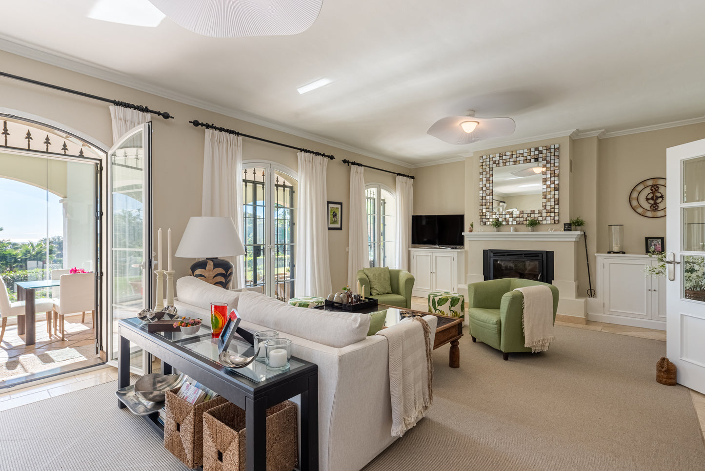 Villa de arquitectura clásica andaluza