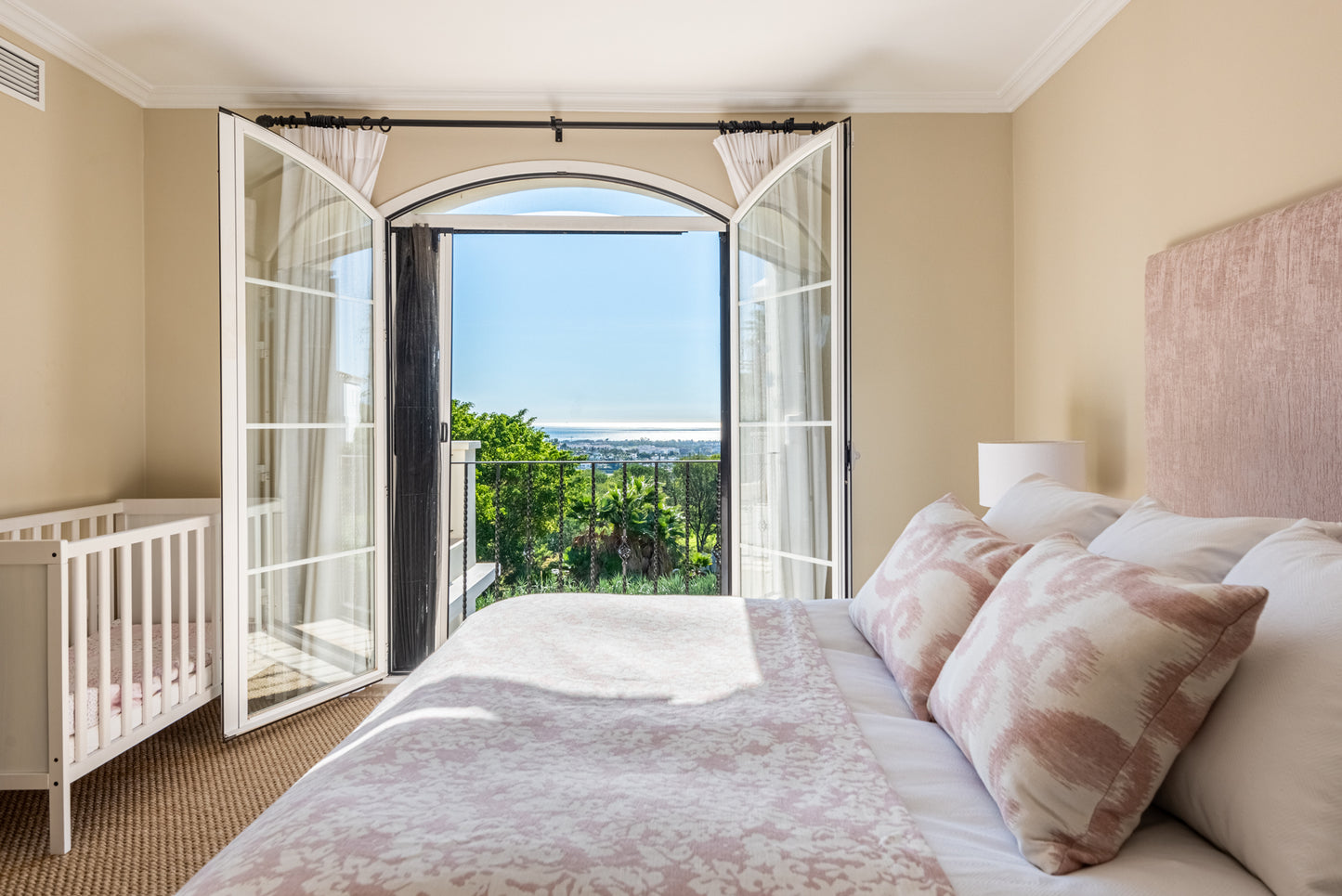 Villa de arquitectura clásica andaluza