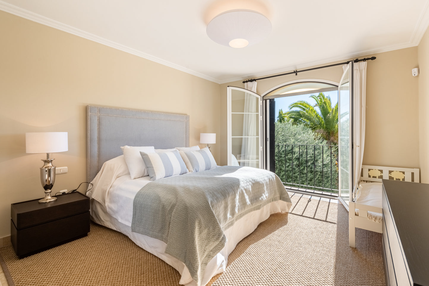 Villa de arquitectura clásica andaluza