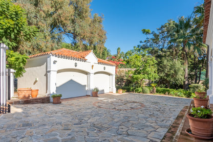 Villa de arquitectura clásica andaluza