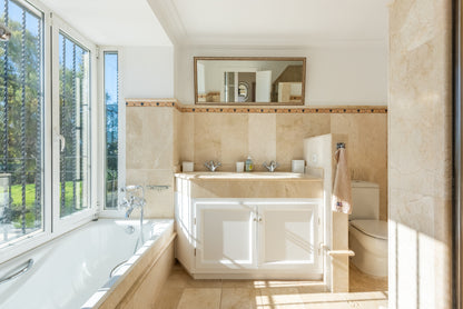 Villa de arquitectura clásica andaluza