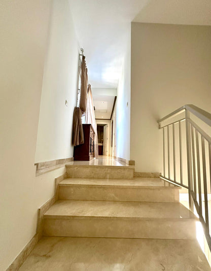 En Venta – Dúplex Amueblado en Elviria, Marbella (a 350 m de la playa)