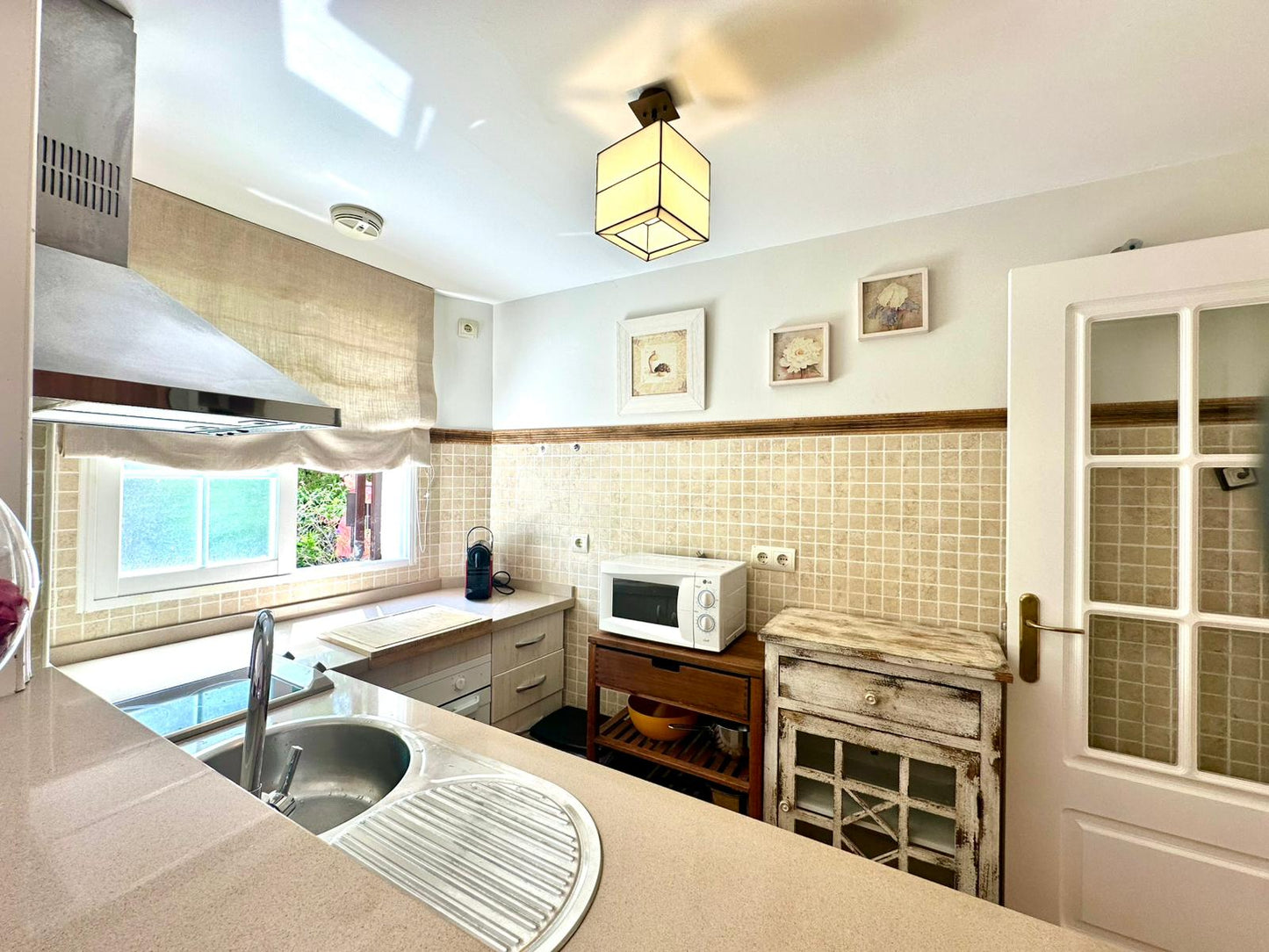 En Venta – Dúplex Amueblado en Elviria, Marbella (a 350 m de la playa)