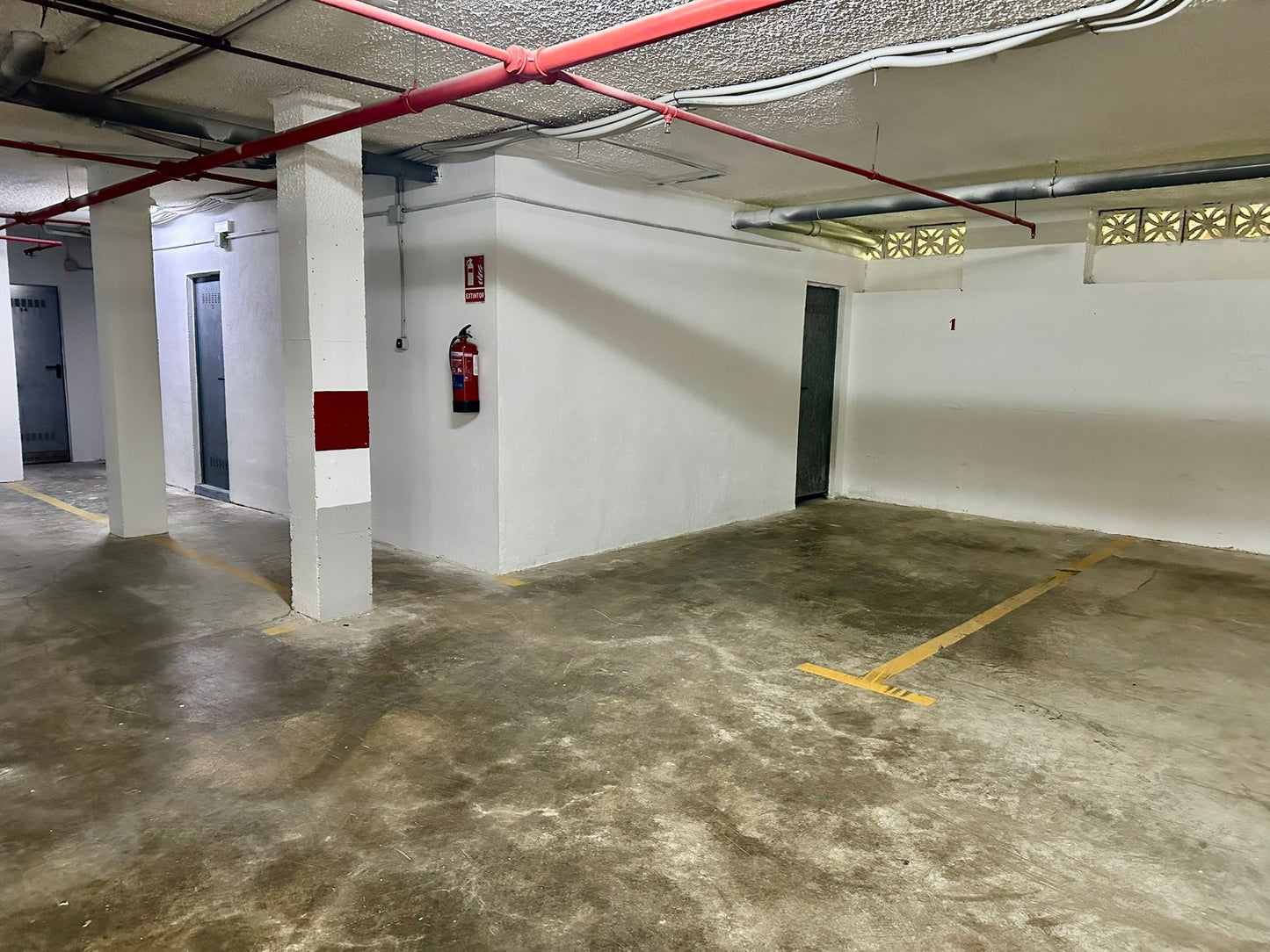 En Venta – Dúplex Amueblado en Elviria, Marbella (a 350 m de la playa)