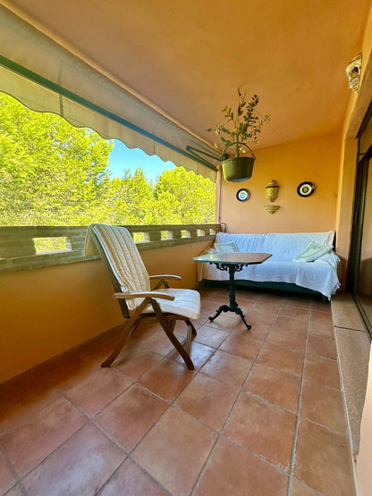 Piso en venta en Marbella, urbanización exclusiva cerca del centro