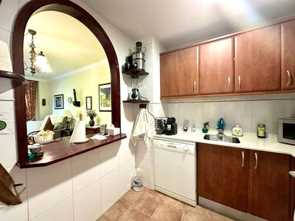 Piso en venta en Marbella, urbanización exclusiva cerca del centro