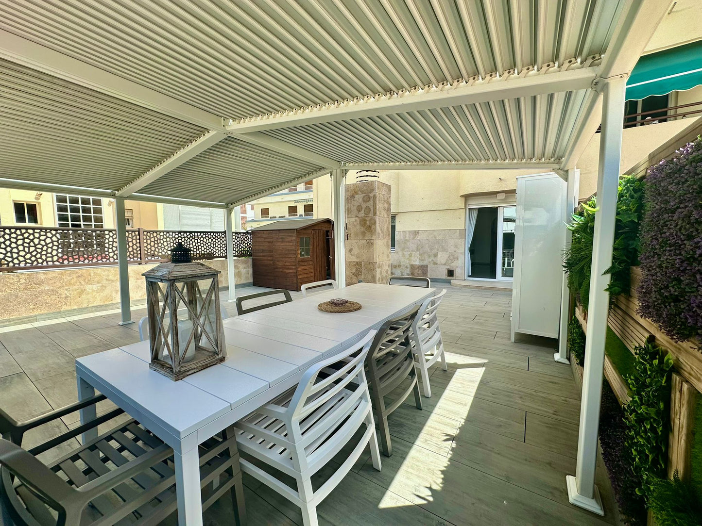 Apartamento Reformado en Marbella Centro | Terraza de 60 m² a Pocos Metros del Paseo Marítimo