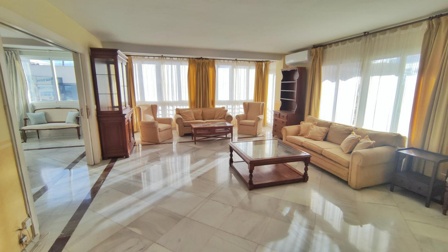 Excelente apartamento en pleno centro de Marbella