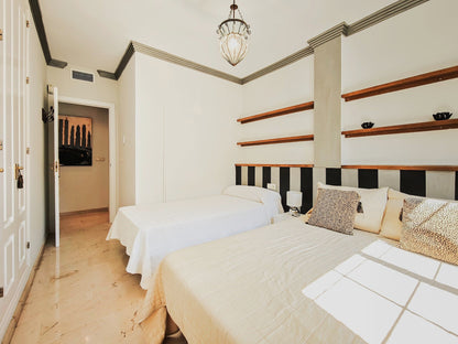 Apartamento dúplex en Elviria, Marbella