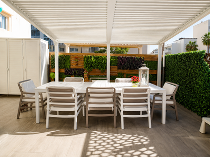 Apartamento reformado con terraza de 70 m²