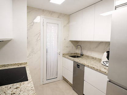 Apartamento reformado con terraza de 70 m²
