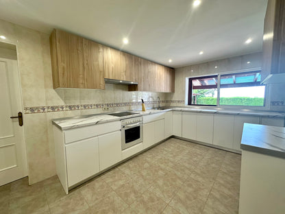 Villa en alquiler de larga temporada – Elviria, Marbella (Costa del Sol)