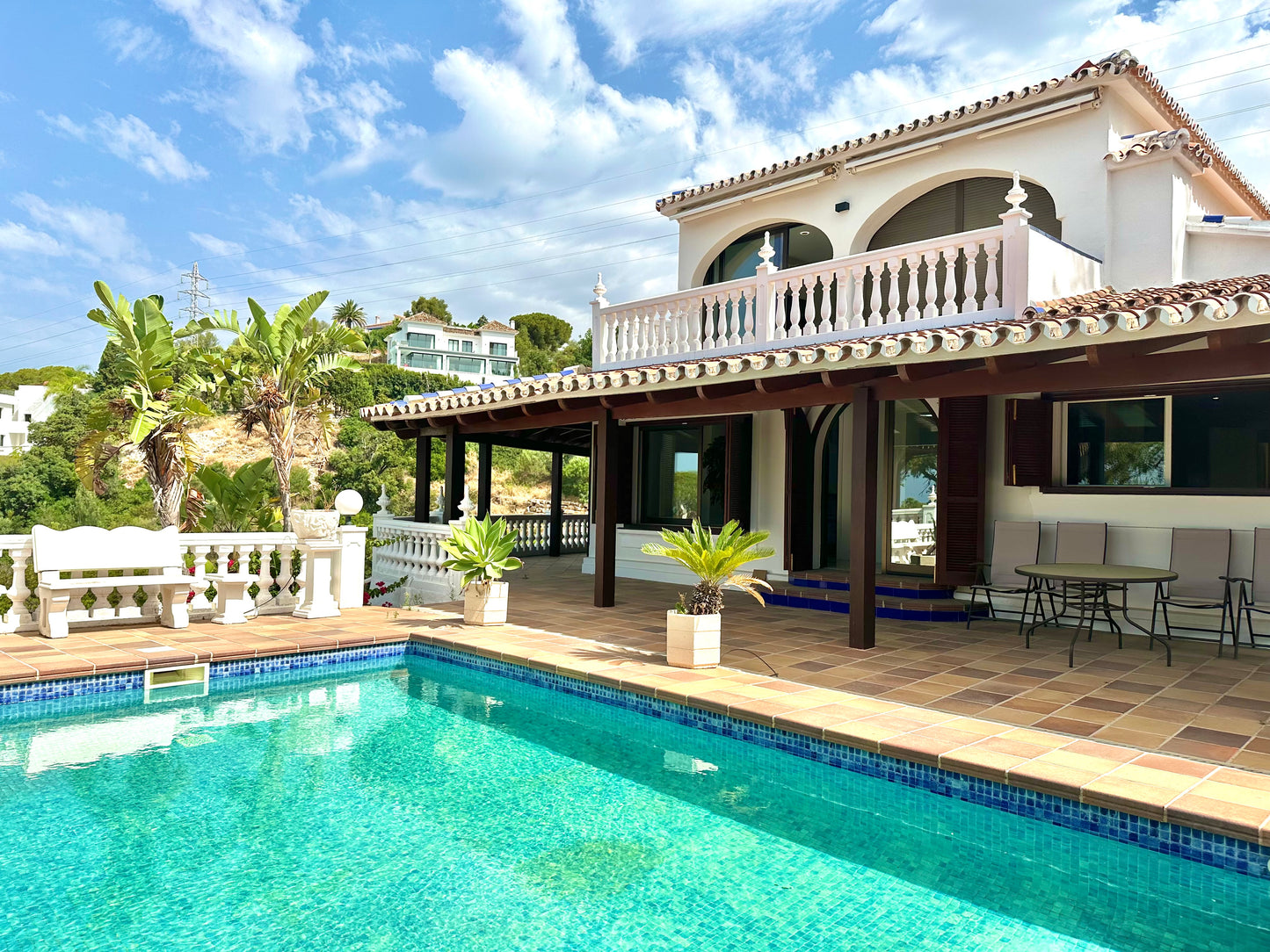 Villa en alquiler de larga temporada – Elviria, Marbella (Costa del Sol)