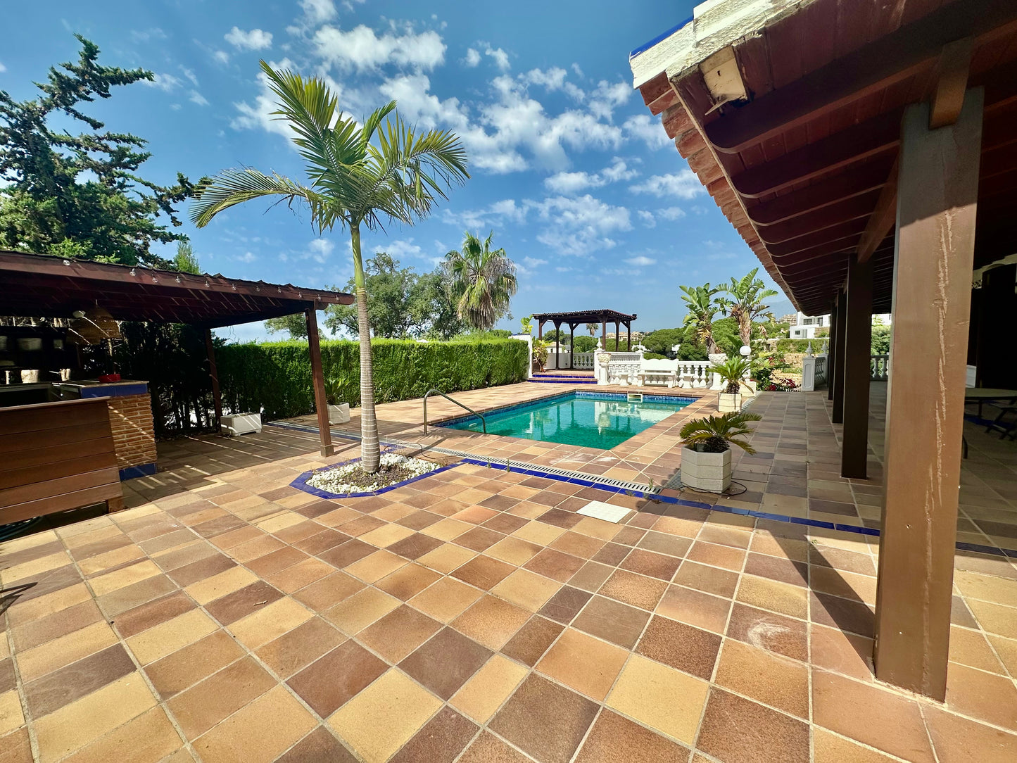 Villa en alquiler de larga temporada – Elviria, Marbella (Costa del Sol)