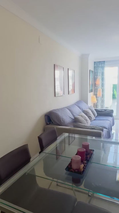 Apartamento reformado con terraza de 70 m²